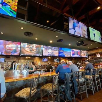 TWIN PEAKS - Updated February 2026 - 245 Photos & 242 Reviews - 10