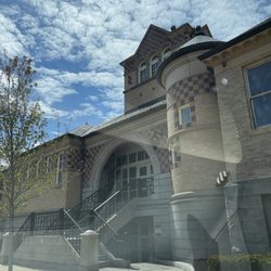 Parlin Memorial Library