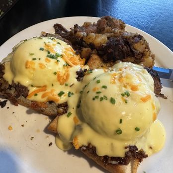 Hello Toast - Breakfast & Brunch Near Me - Kamloops, British Columbia Hello Toast - Breakfast & Brunch Near Me - Kamloops, British Columbia