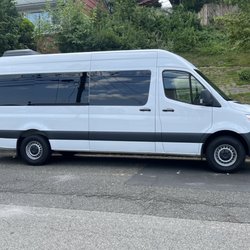 Bandago Van Rental - 15 seat passenger van