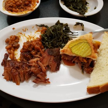 Fed Up Barbecue & More - Big Fed Up platter that was shared between two adults and a kid. - Barbeque Near Me - Radcliff, Kentucky Fed Up Barbecue & More - Big Fed Up platter that was shared between two adults and a kid. - Barbeque Near Me - Radcliff, Kentucky