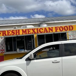 La Preferida - I love the services and the Mexican Food We coming from Orlando and we recommend