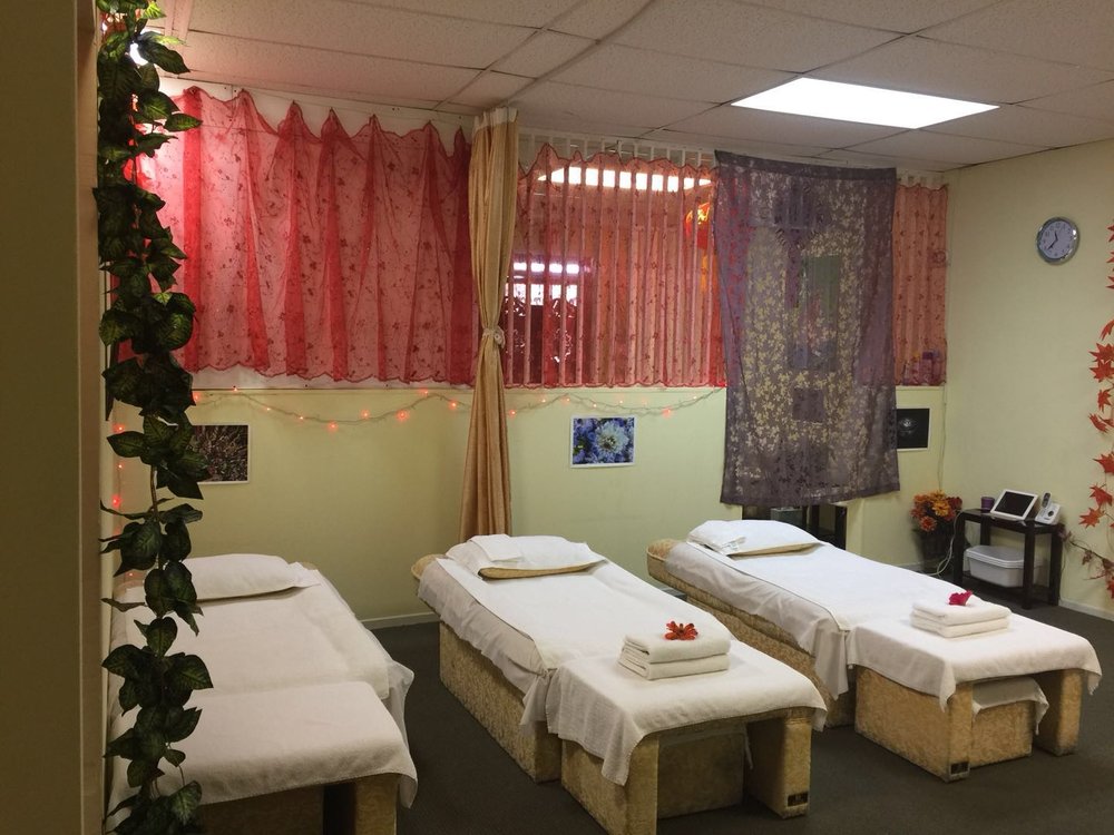 FOOT MASSAGE Updated September 2024 26 Photos & 29 Reviews 237 N