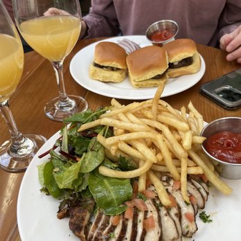 Haven Rooftop - Havenly Chicken Haven 's Sliders - Lounges Near Me - New York, New York Haven Rooftop - Havenly Chicken Haven 's Sliders - Lounges Near Me - New York, New York