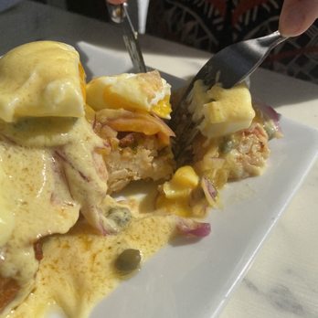Ce La Vi - Smoked Salmon Benedict - Desserts Near Me - Red Bank, New Jersey Ce La Vi - Smoked Salmon Benedict - Desserts Near Me - Red Bank, New Jersey