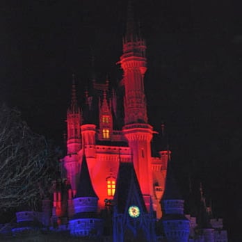 Cinderella Castle - Amusement Parks Near Me - Orlando, Florida