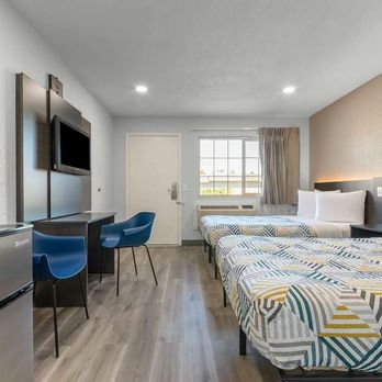 Motel 6 - Motel Willows CA Double Full ADA - Hotels Near Me - Willows, California