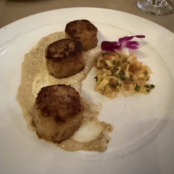 Porterhouse - Crab Cakes - Steakhouses Near Me - San Mateo, California