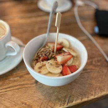 Giraffe - porridge - Modern European Near Me - Hounslow, XGL Giraffe - porridge - Modern European Near Me - Hounslow, XGL