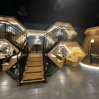 Kyuramen - honeycomb seating - Ramen Near Me - Henderson, Nevada Kyuramen - honeycomb seating - Ramen Near Me - Henderson, Nevada