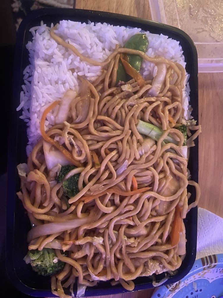 CHINA WOK Updated August 2024 10 Reviews 28 E Locust St