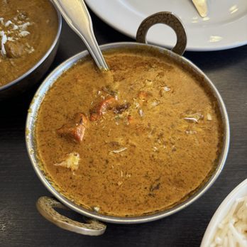 Royal India - Chicken Garlic Wine - Indian Near Me - San Diego, California Royal India - Chicken Garlic Wine - Indian Near Me - San Diego, California