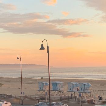 SeaVenture Beach Hotel - The sunsets here are unreal!! - Seafood Near Me - Pismo Beach, California SeaVenture Beach Hotel - The sunsets here are unreal!! - Seafood Near Me - Pismo Beach, California