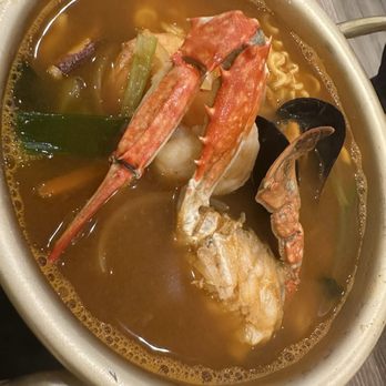 Matna 1631 - Seafood Ramen - Korean Near Me - Ventura, California