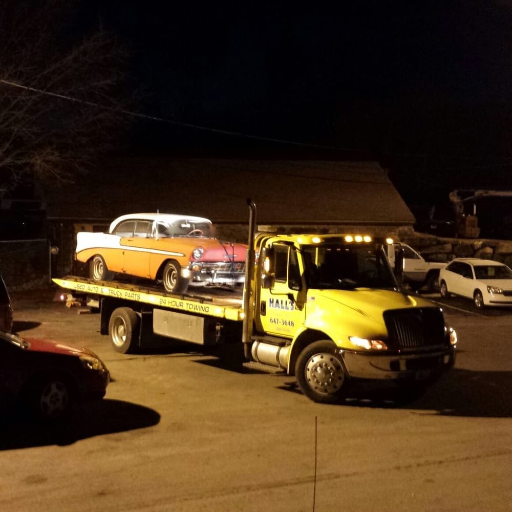 HALL’S GARAGE Updated September 2024 13 Photos 56 Plainfield Pike