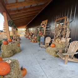 Deep Roots Produce - Their fall set up 2025!