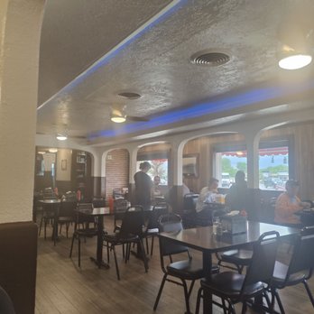 Duff's Famous Wings - American Near Me - Amherst, New York Duff's Famous Wings - American Near Me - Amherst, New York