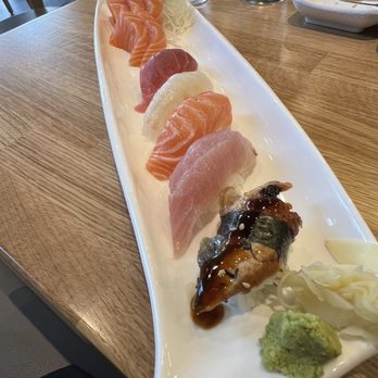 Kinja Sushi - Tum tum combo - Ramen Near Me - San Ramon, California Kinja Sushi - Tum tum combo - Ramen Near Me - San Ramon, California