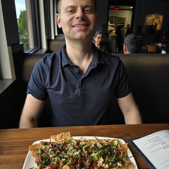 Yard House - New American Near Me - Vernon Hills, Illinois
