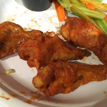 Miller's Pub - Wings..ordered BBQ..got Buffalo instead..really? How hard is it to screw up just one order? - American Near Me - Chicago, Illinois Miller's Pub - Wings..ordered BBQ..got Buffalo instead..really? How hard is it to screw up just one order? - American Near Me - Chicago, Illinois