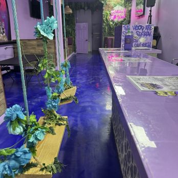 Daiquiri Plug - Hookah Bars Near Me - Houston, Texas