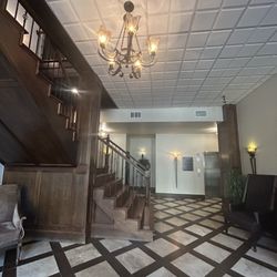 Premise Health Wellness Center - Oklahoma City - View from right inside the door.