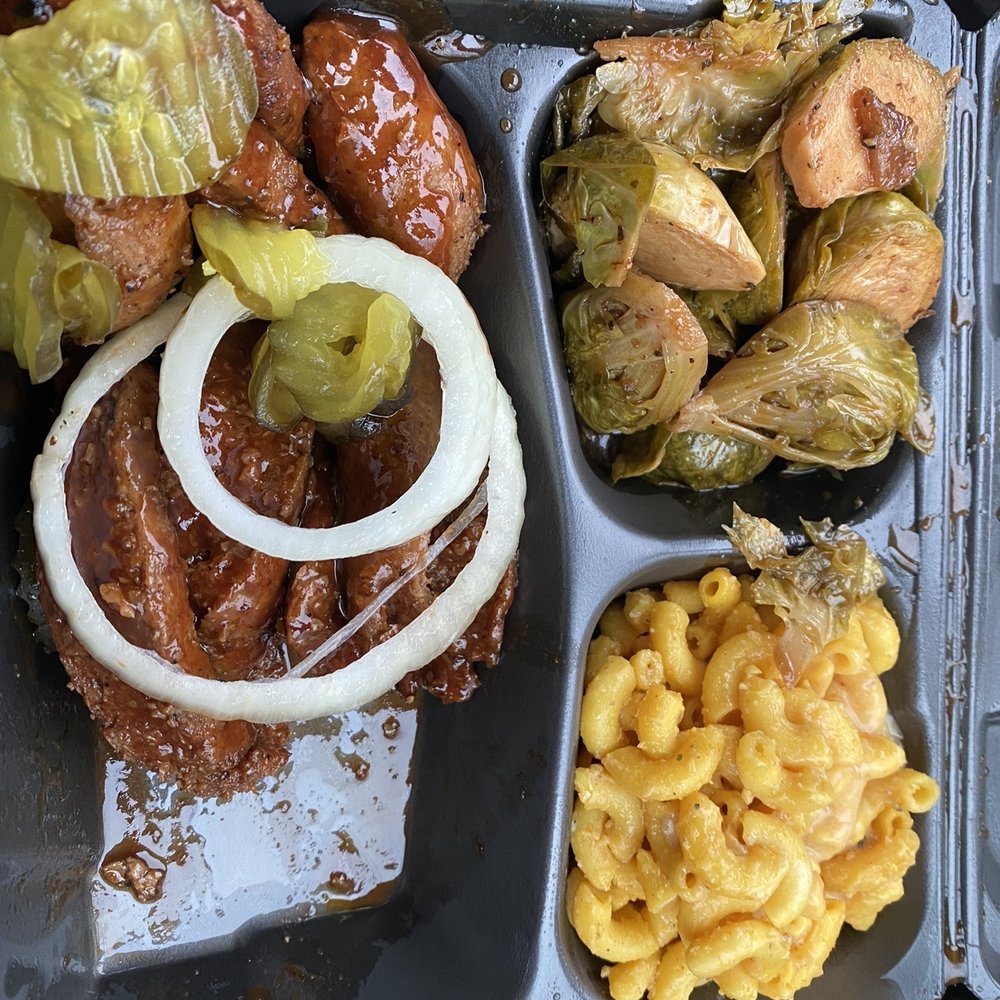 Houston Sauce Pit - Sausage Links with Mac & cheese and Brussels sprouts - Vegan Near Me - Houston, Texas Houston Sauce Pit - Sausage Links with Mac & cheese and Brussels sprouts - Vegan Near Me - Houston, Texas
