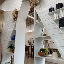 Cedar Hair Studio - Interior
