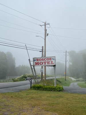 Roscoe Motel by null