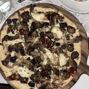 Coletta - 12" Wild Mushroom Truffle (gluten free) - Vegan Near Me - New York, New York Coletta - 12" Wild Mushroom Truffle (gluten free) - Vegan Near Me - New York, New York