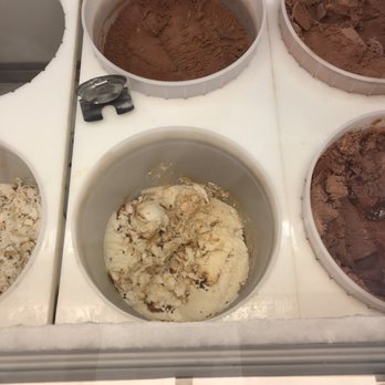D Dutchmen Dairy - Ice cream flavors - Ice Cream & Frozen Yogurt Near Me - Sicamous, British Columbia