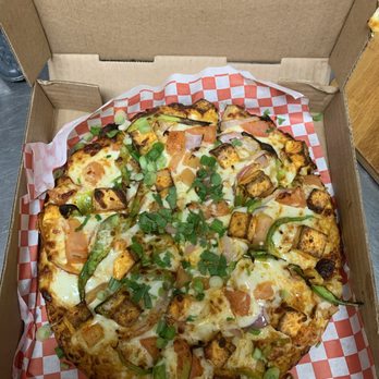 Pizza Me - Paneer tikka masala  10" Small Combination Pizza - Pizza Near Me - San Jose, California