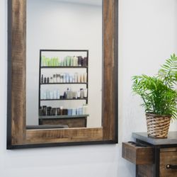 A'La Mode Salon & Company