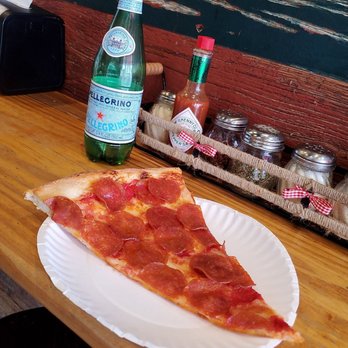 Grafa Pizza - Pizza Near Me - Miami Beach, Florida