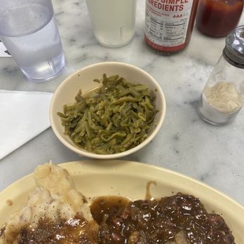 The Camellia Grill - Hamburger steak, mashed potatoes and green beans what a classic.. - American Near Me - New Orleans, Louisiana The Camellia Grill - Hamburger steak, mashed potatoes and green beans what a classic.. - American Near Me - New Orleans, Louisiana