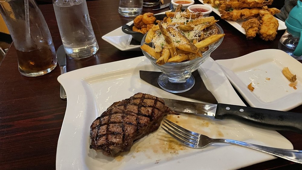 Chef's Palette Restaurant & Bar