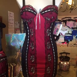 Eden's Bluff and Boudoir