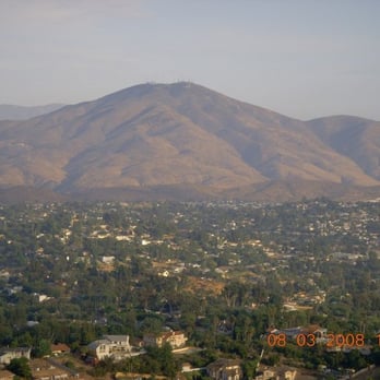 Mt Helix Park - Parks Near Me - La Mesa, California Mt Helix Park - Parks Near Me - La Mesa, California