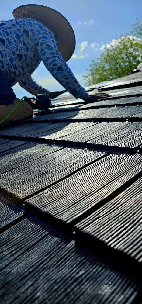 Slide of Biltmore Roofing