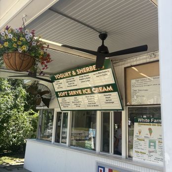 White Farms Ice cream - Ice Cream & Frozen Yogurt Near Me - Ipswich, Massachusetts White Farms Ice cream - Ice Cream & Frozen Yogurt Near Me - Ipswich, Massachusetts