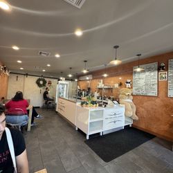 Piccola Gelateria - Inside