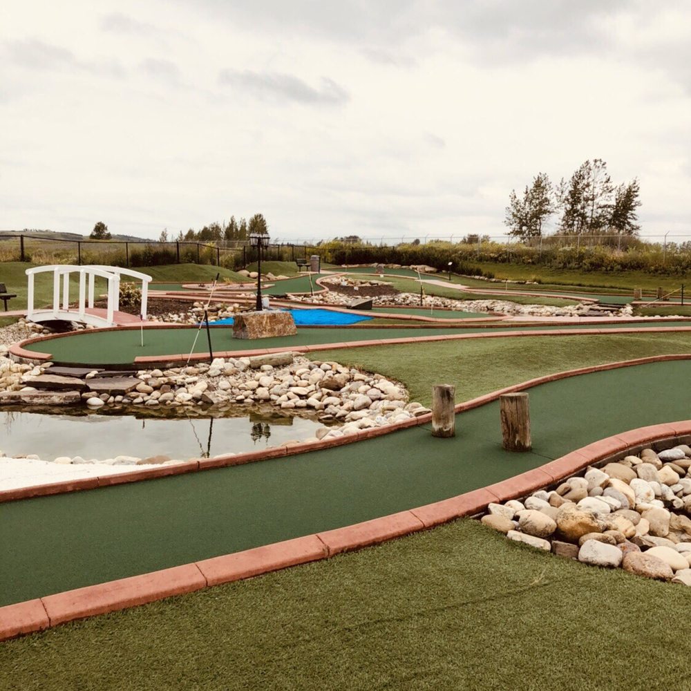 Oasis Greens Golf Centre - Golf Near Me - De Winton, Alberta Oasis Greens Golf Centre - Golf Near Me - De Winton, Alberta