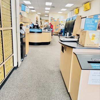 The UPS Store - Shipping Centers Near Me - San Diego, California The UPS Store - Shipping Centers Near Me - San Diego, California