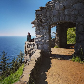 Cape Perpetua Scenic Area - Stone shelter - Hiking Near Me - Yachats, Oregon Cape Perpetua Scenic Area - Stone shelter - Hiking Near Me - Yachats, Oregon