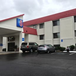 This is the *WEST* Motel 6. This is the *WEST* Motel 6.