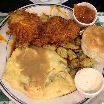 Redbones BBQ - Fried chicken dinner - Barbeque Near Me - Somerville, Massachusetts Redbones BBQ - Fried chicken dinner - Barbeque Near Me - Somerville, Massachusetts