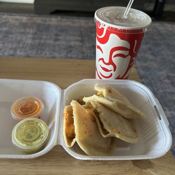 Gorditas Doña Lula - Breakfast special (3 Gorditas and a drink) - Mexican Near Me - Edinburg, Texas Gorditas Doña Lula - Breakfast special (3 Gorditas and a drink) - Mexican Near Me - Edinburg, Texas