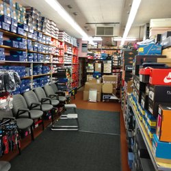 Fred's Shoes - WE SIT AND FIT EVERYONE !!