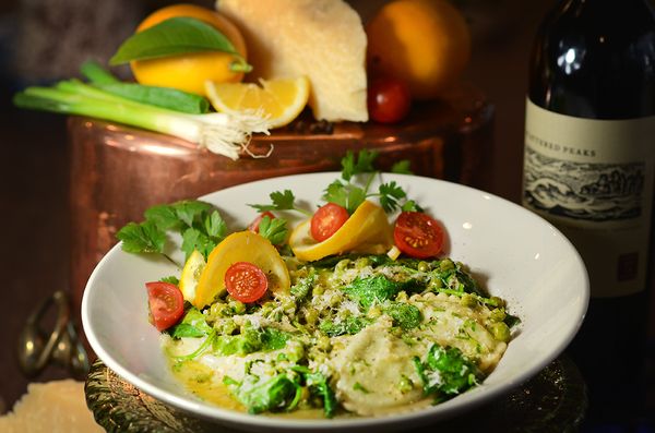 Bennett's Kitchen Bar Market by null