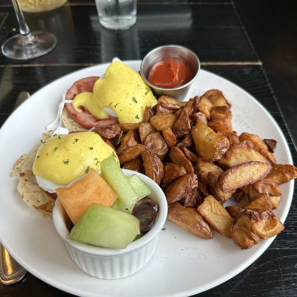 The Standard Pour - Eggs Benedict - New American Near Me - Dallas, Texas The Standard Pour - Eggs Benedict - New American Near Me - Dallas, Texas